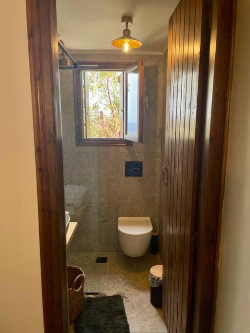 Almond Home Livadia  エクステリア 写真