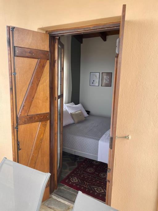 Almond Home Livadia  エクステリア 写真