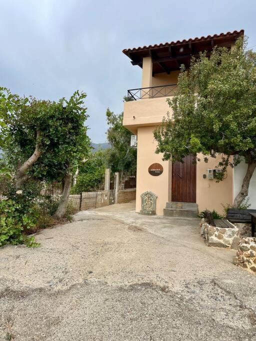 Almond Home Livadia  エクステリア 写真