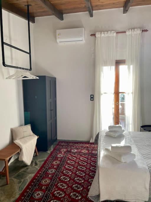 Almond Home Livadia  エクステリア 写真