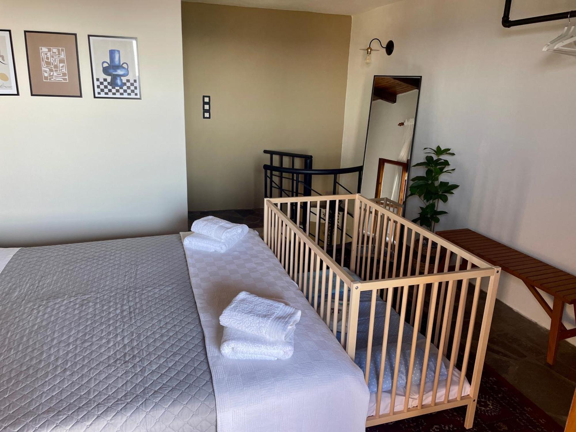Almond Home Livadia  エクステリア 写真